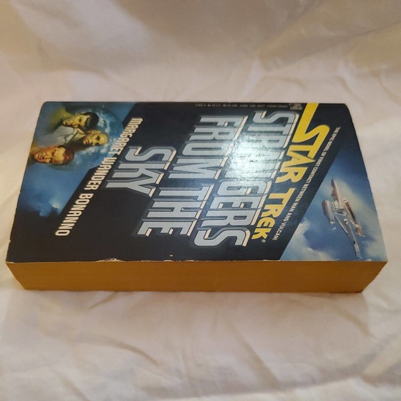 Star Trek Strangers From The Sky by Margaret Wander Bonanno Paperback Kirk Spock - Picture 3 of 7